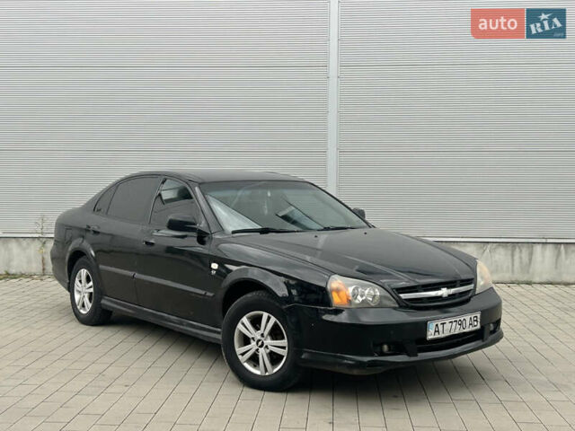 Черный Шевроле Эванда, объемом двигателя 2 л и пробегом 472 тыс. км за 2699 $, фото 1 на Automoto.ua