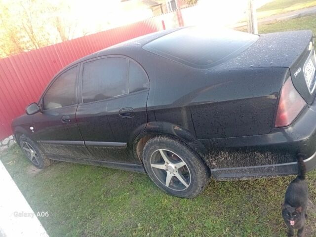 Черный Шевроле Эванда, объемом двигателя 2 л и пробегом 180 тыс. км за 5999 $, фото 1 на Automoto.ua