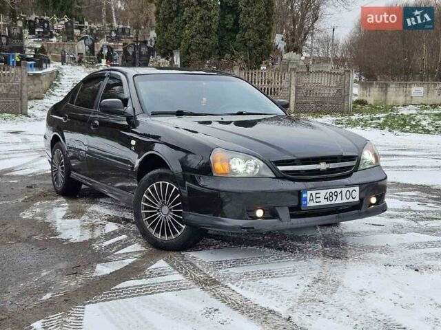Чорний Шевроле Еванда, об'ємом двигуна 2 л та пробігом 250 тис. км за 3500 $, фото 1 на Automoto.ua