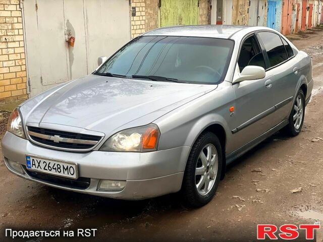 Сірий Шевроле Еванда, об'ємом двигуна 2 л та пробігом 190 тис. км за 2999 $, фото 1 на Automoto.ua