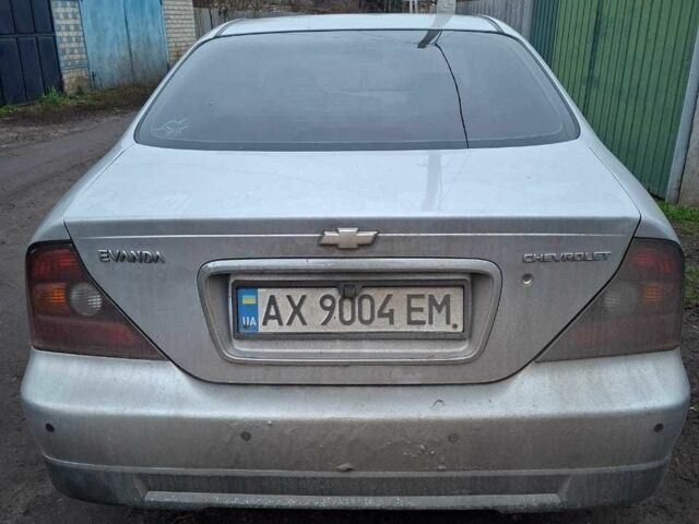 Сірий Шевроле Еванда, об'ємом двигуна 2 л та пробігом 200 тис. км за 2700 $, фото 1 на Automoto.ua