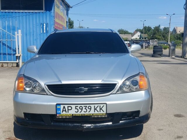 Сірий Шевроле Еванда, об'ємом двигуна 2 л та пробігом 280 тис. км за 3698 $, фото 1 на Automoto.ua