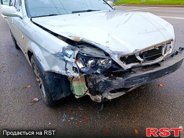 Серый Шевроле Эванда, объемом двигателя 2 л и пробегом 220 тыс. км за 1200 $, фото 1 на Automoto.ua