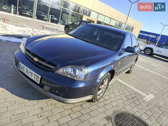 Синий Шевроле Эванда, объемом двигателя 2 л и пробегом 182 тыс. км за 3300 $, фото 1 на Automoto.ua