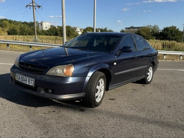 Синий Шевроле Эванда, объемом двигателя 0 л и пробегом 250 тыс. км за 3499 $, фото 1 на Automoto.ua