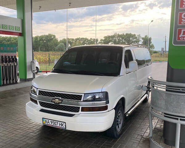 Білий Шевроле Експресс, об'ємом двигуна 4.81 л та пробігом 167 тис. км за 20000 $, фото 1 на Automoto.ua