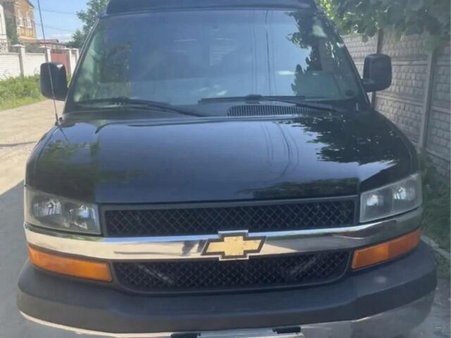 Черный Шевроле Експресс, объемом двигателя 5.7 л и пробегом 150 тыс. км за 17500 $, фото 1 на Automoto.ua