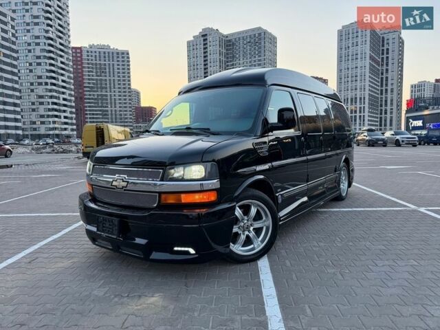 Черный Шевроле Експресс, объемом двигателя 5.3 л и пробегом 99 тыс. км за 29500 $, фото 1 на Automoto.ua
