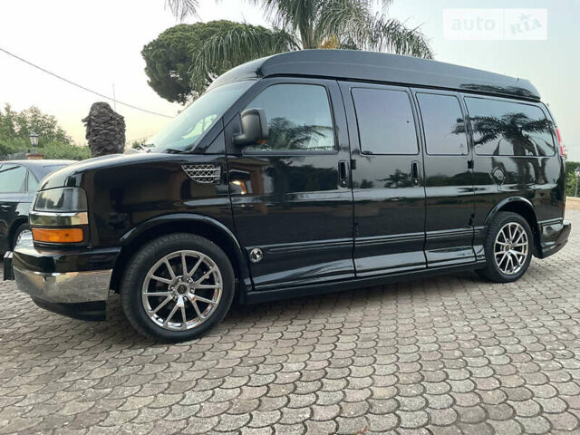Черный Шевроле Експресс, объемом двигателя 5.3 л и пробегом 102 тыс. км за 35000 $, фото 1 на Automoto.ua
