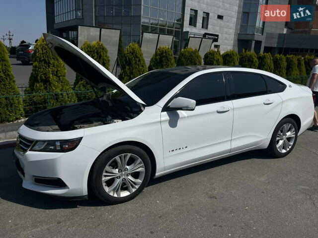 Білий Шевроле Імпала, об'ємом двигуна 3.56 л та пробігом 177 тис. км за 11500 $, фото 1 на Automoto.ua