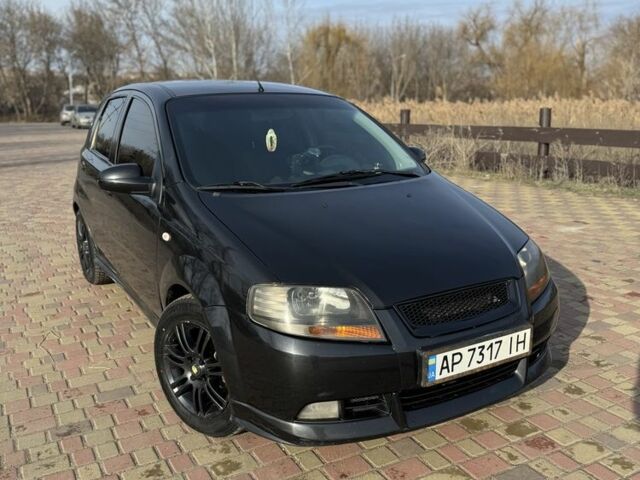 Чорний Шевроле Калос, об'ємом двигуна 1.4 л та пробігом 140 тис. км за 3700 $, фото 1 на Automoto.ua