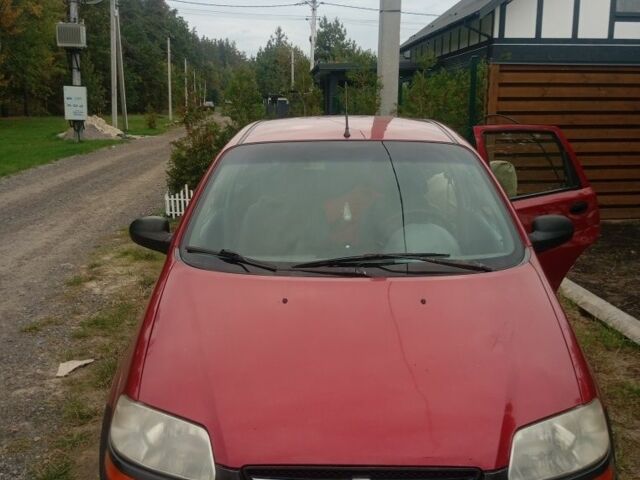 Червоний Шевроле Калос, об'ємом двигуна 1.2 л та пробігом 316 тис. км за 2000 $, фото 1 на Automoto.ua