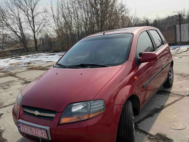 Червоний Шевроле Калос, об'ємом двигуна 1.5 л та пробігом 160 тис. км за 4900 $, фото 1 на Automoto.ua