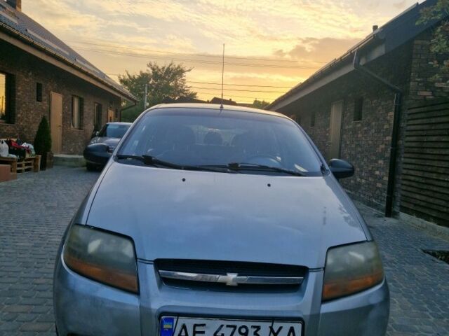 Серый Шевроле Калос, объемом двигателя 1.2 л и пробегом 200 тыс. км за 2700 $, фото 1 на Automoto.ua