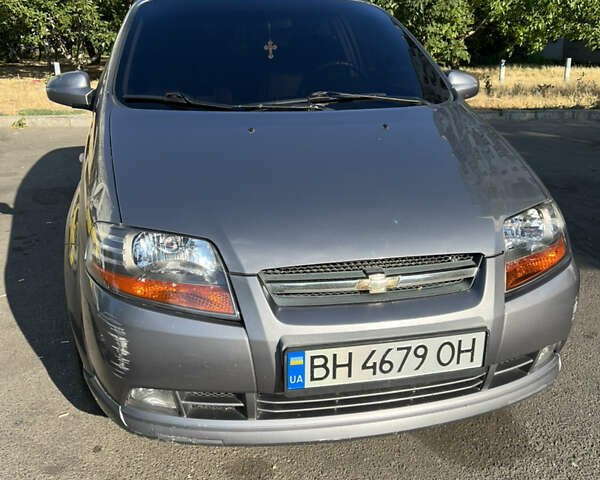 Серый Шевроле Калос, объемом двигателя 1 л и пробегом 192 тыс. км за 3200 $, фото 1 на Automoto.ua