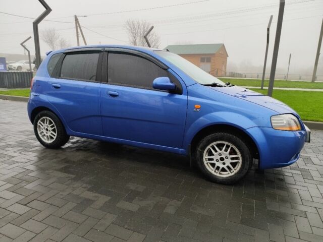 Синій Шевроле Калос, об'ємом двигуна 1.4 л та пробігом 300 тис. км за 3250 $, фото 1 на Automoto.ua