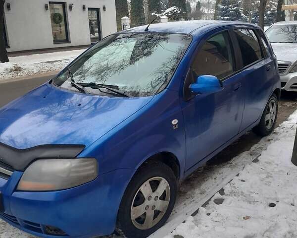 Синий Шевроле Калос, объемом двигателя 1.4 л и пробегом 202 тыс. км за 2500 $, фото 1 на Automoto.ua