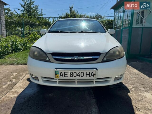 Білий Шевроле Лачетті, об'ємом двигуна 1.8 л та пробігом 145 тис. км за 3000 $, фото 1 на Automoto.ua