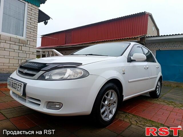 Білий Шевроле Лачетті, об'ємом двигуна 1.8 л та пробігом 173 тис. км за 4500 $, фото 1 на Automoto.ua