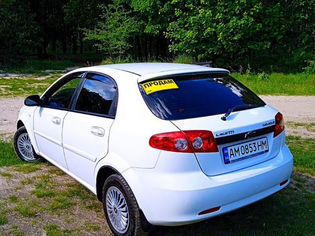 Білий Шевроле Лачетті, об'ємом двигуна 1.6 л та пробігом 187 тис. км за 4100 $, фото 1 на Automoto.ua