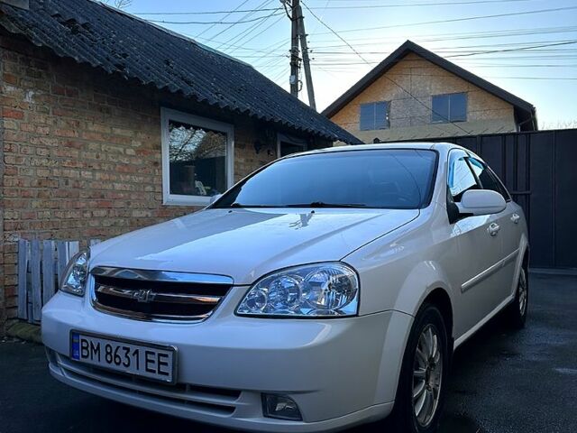 Белый Шевроле Лачетти, объемом двигателя 1.8 л и пробегом 226 тыс. км за 4200 $, фото 1 на Automoto.ua