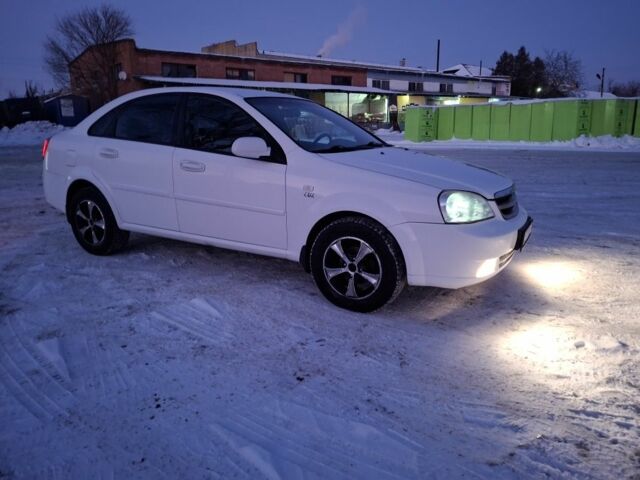 Білий Шевроле Лачетті, об'ємом двигуна 1 л та пробігом 300 тис. км за 4100 $, фото 1 на Automoto.ua