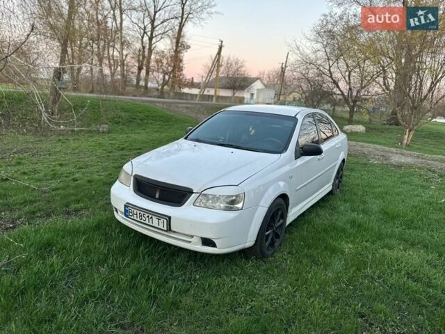Білий Шевроле Лачетті, об'ємом двигуна 1.6 л та пробігом 221 тис. км за 4300 $, фото 1 на Automoto.ua