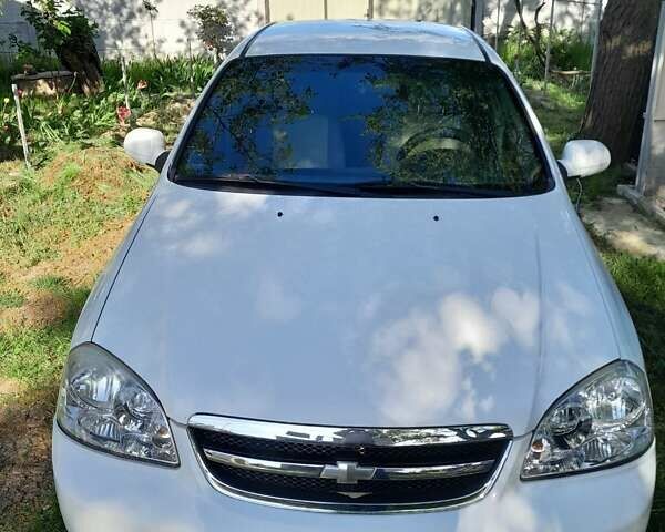 Білий Шевроле Лачетті, об'ємом двигуна 1.8 л та пробігом 173 тис. км за 3900 $, фото 1 на Automoto.ua