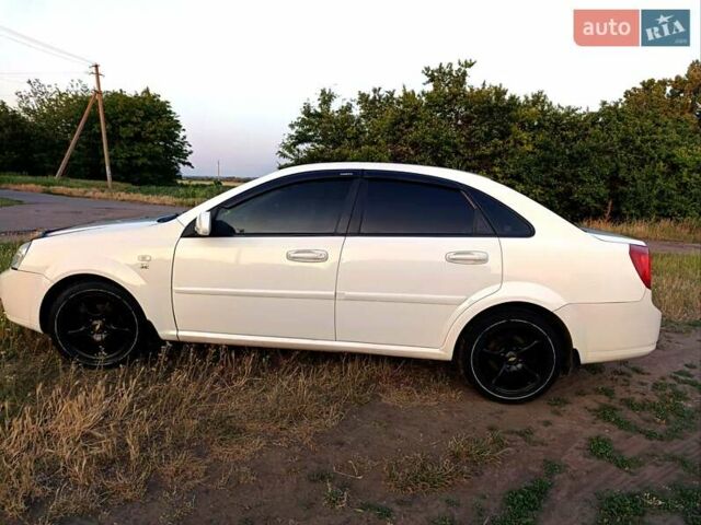 Білий Шевроле Лачетті, об'ємом двигуна 1.6 л та пробігом 192 тис. км за 4750 $, фото 1 на Automoto.ua