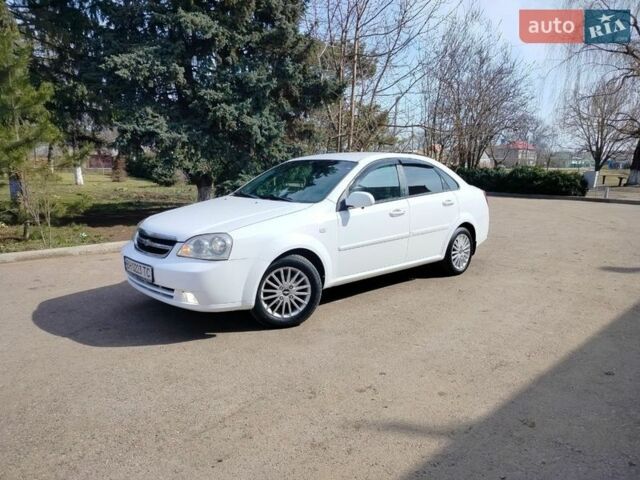 Белый Шевроле Лачетти, объемом двигателя 1.6 л и пробегом 232 тыс. км за 3950 $, фото 1 на Automoto.ua