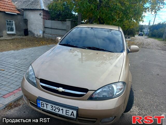Бежевый Шевроле Лачетти, объемом двигателя 1.8 л и пробегом 230 тыс. км за 3400 $, фото 1 на Automoto.ua