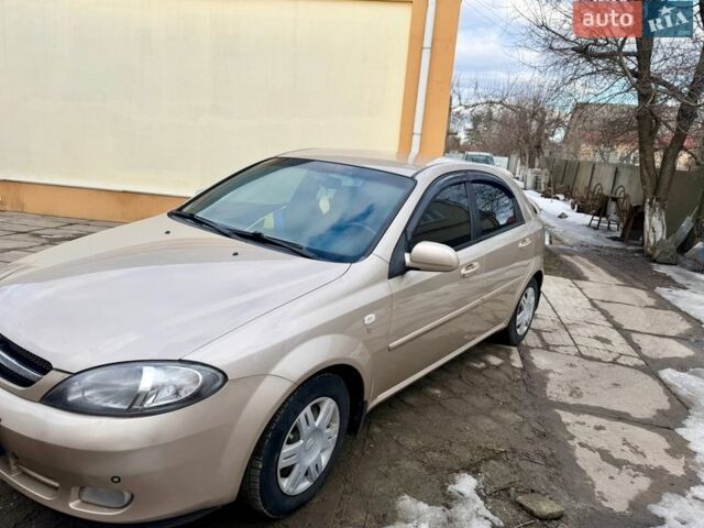 Бежевый Шевроле Лачетти, объемом двигателя 1.6 л и пробегом 186 тыс. км за 4300 $, фото 1 на Automoto.ua