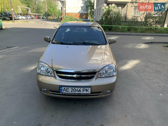 Бежевый Шевроле Лачетти, объемом двигателя 1.8 л и пробегом 117 тыс. км за 4600 $, фото 1 на Automoto.ua