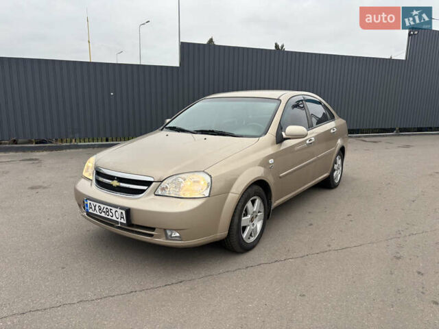Бежевый Шевроле Лачетти, объемом двигателя 1.8 л и пробегом 170 тыс. км за 3999 $, фото 1 на Automoto.ua