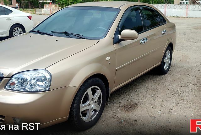 Бежевий Шевроле Лачетті, об'ємом двигуна 1.8 л та пробігом 121 тис. км за 5300 $, фото 1 на Automoto.ua