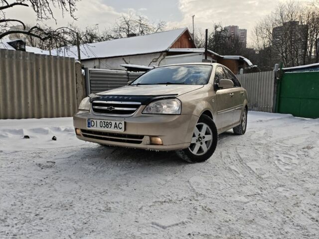 Бежевый Шевроле Лачетти, объемом двигателя 0 л и пробегом 240 тыс. км за 4900 $, фото 1 на Automoto.ua