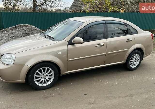 Бежевый Шевроле Лачетти, объемом двигателя 1.8 л и пробегом 267 тыс. км за 3200 $, фото 1 на Automoto.ua