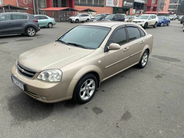 Бежевый Шевроле Лачетти, объемом двигателя 1.8 л и пробегом 212 тыс. км за 4200 $, фото 1 на Automoto.ua