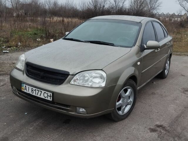 Бежевий Шевроле Лачетті, об'ємом двигуна 1.6 л та пробігом 280 тис. км за 3200 $, фото 1 на Automoto.ua