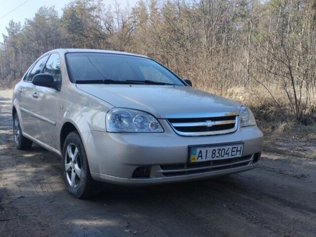 Бежевый Шевроле Лачетти, объемом двигателя 1.6 л и пробегом 200 тыс. км за 3200 $, фото 1 на Automoto.ua