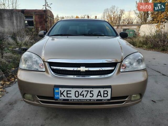 Бежевый Шевроле Лачетти, объемом двигателя 1.6 л и пробегом 230 тыс. км за 4200 $, фото 1 на Automoto.ua