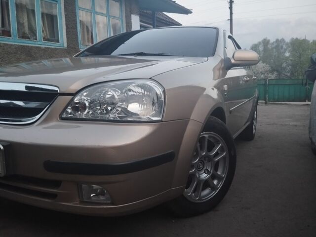 Бежевый Шевроле Лачетти, объемом двигателя 0 л и пробегом 197 тыс. км за 4950 $, фото 1 на Automoto.ua