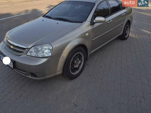 Бежевый Шевроле Лачетти, объемом двигателя 1.8 л и пробегом 233 тыс. км за 4000 $, фото 1 на Automoto.ua