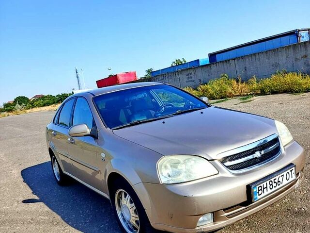 Бежевий Шевроле Лачетті, об'ємом двигуна 1.8 л та пробігом 250 тис. км за 4500 $, фото 1 на Automoto.ua