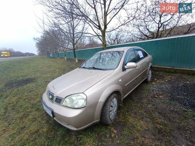 Бежевий Шевроле Лачетті, об'ємом двигуна 1.8 л та пробігом 220 тис. км за 3600 $, фото 1 на Automoto.ua