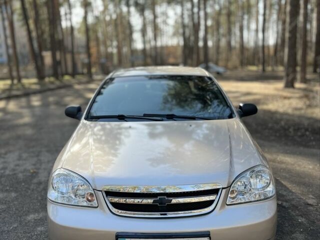 Бежевий Шевроле Лачетті, об'ємом двигуна 1.6 л та пробігом 241 тис. км за 3599 $, фото 1 на Automoto.ua