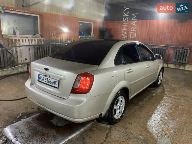 Бежевый Шевроле Лачетти, объемом двигателя 1.8 л и пробегом 230 тыс. км за 2350 $, фото 1 на Automoto.ua