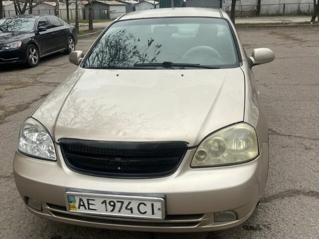 Бежевый Шевроле Лачетти, объемом двигателя 1.8 л и пробегом 400 тыс. км за 2300 $, фото 1 на Automoto.ua