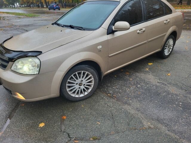 Бежевый Шевроле Лачетти, объемом двигателя 1.8 л и пробегом 167 тыс. км за 3700 $, фото 1 на Automoto.ua