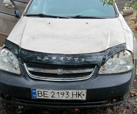 Бежевий Шевроле Лачетті, об'ємом двигуна 1.8 л та пробігом 300 тис. км за 960 $, фото 1 на Automoto.ua